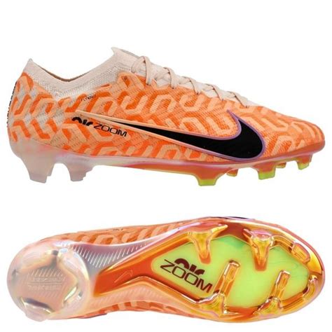 nike mercurial vapor zwart oranje|orange mercurial shoes.